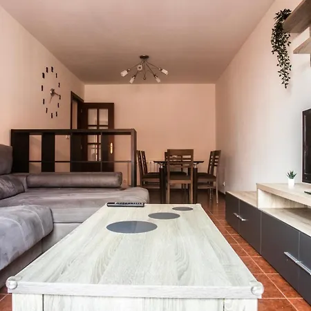 Con Plaza De Garaje Y Ascensor En Apartment *