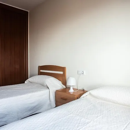 Apartment Con Plaza De Garaje Y Ascensor En *