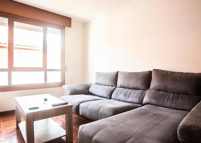 Apartament Con Plaza De Garaje Y Ascensor En *