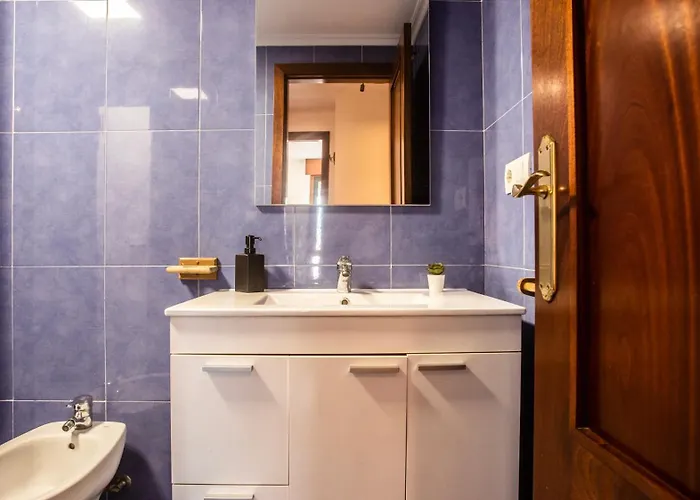 Con Plaza De Garaje Y Ascensor En * A Guarda