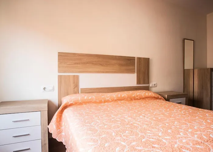 Daire Con Plaza De Garaje Y Ascensor En A Guarda