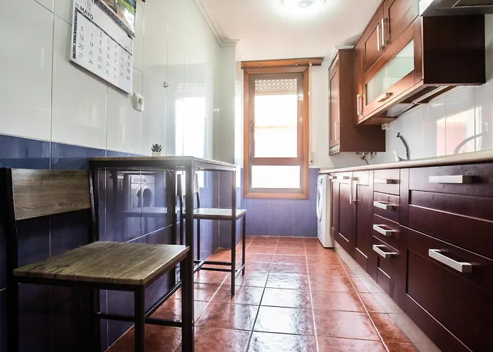 Con Plaza De Garaje Y Ascensor En * A Guarda