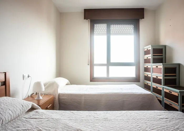 Daire Con Plaza De Garaje Y Ascensor En A Guarda