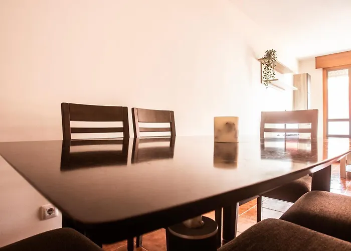 Con Plaza De Garaje Y Ascensor En Daire